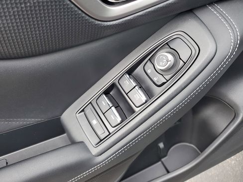 Used 2021 Subaru Forester Limited w/ Popular Package #3 image 16