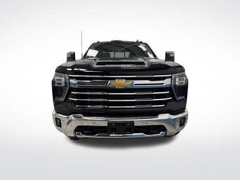 New 2026 Chevrolet Silverado 2500 LTZ w/ LTZ Convenience Package image 12
