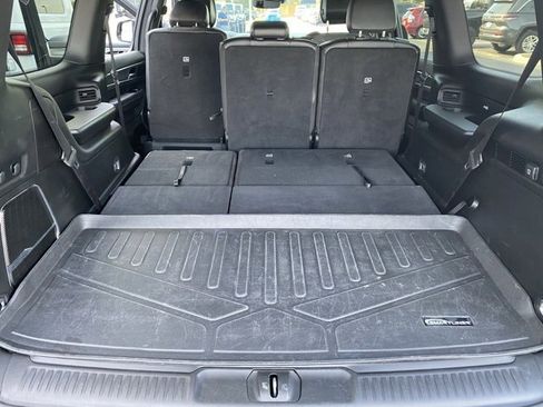 Used 2023 Jeep Wagoneer Series II image 27