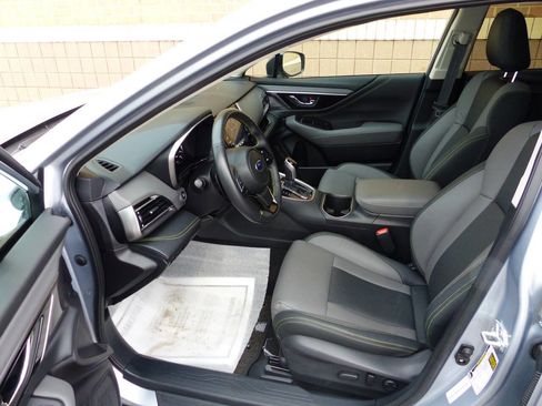 Used 2025 Subaru Outback Onyx Edition image 20