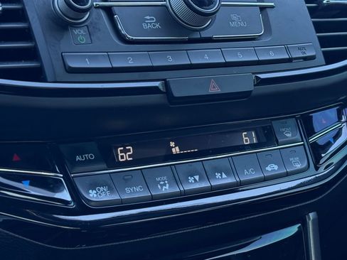 Used 2017 Honda Accord Sport Special Edition image 21