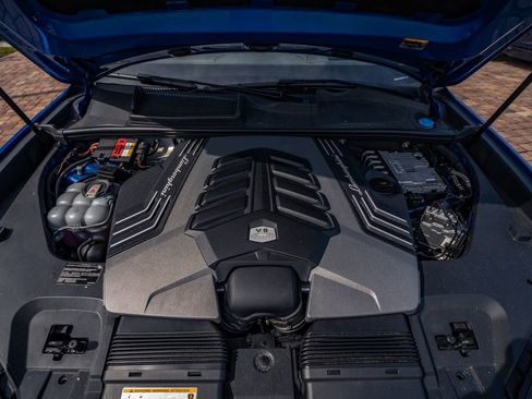 Used 2022 Lamborghini Urus image 43