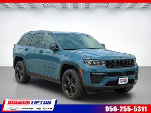 New 2026 Jeep Grand Cherokee Limited AWD/4WD image 1