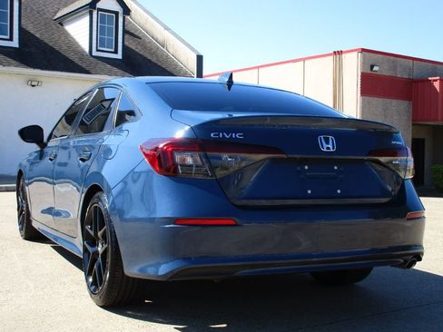 Used 2025 Honda Civic Sport image 5