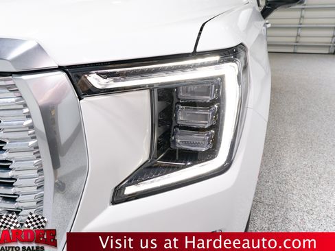 Used 2021 GMC Yukon Denali AWD/4WD image 8