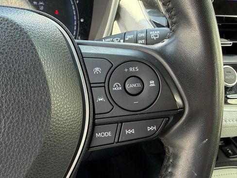 Used 2023 Toyota Corolla XSE FWD image 25