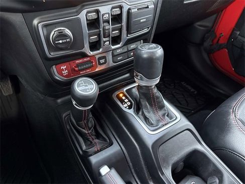 Used 2018 Jeep Wrangler Unlimited Rubicon image 26