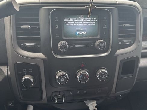 Used 2017 RAM 2500 Tradesman w/ Chrome Appearance Group image 10