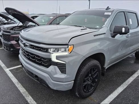 Used 2025 Chevrolet Silverado 1500 RST w/ All Star Edition Plus AWD/4WD image 3