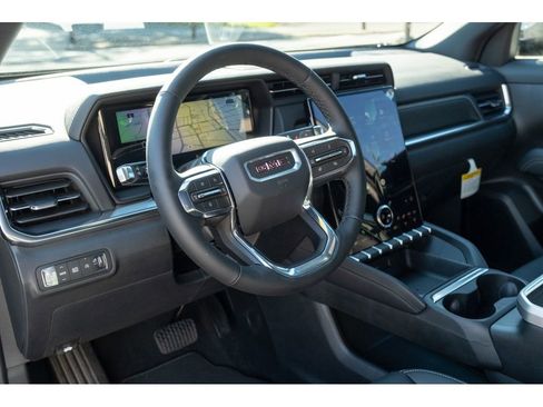 New 2026 GMC Terrain Elevation w/ Elevation Premium Package FWD image 11