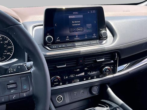 Certified 2022 Nissan Rogue SL FWD image 7