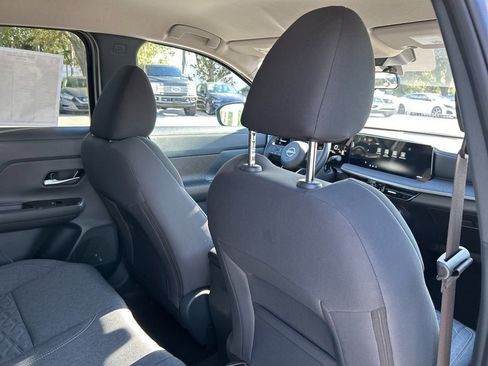 New 2026 Nissan Kicks SV image 38