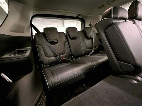 Used 2025 INFINITI QX80 Sensory w/ Exterior Package image 31