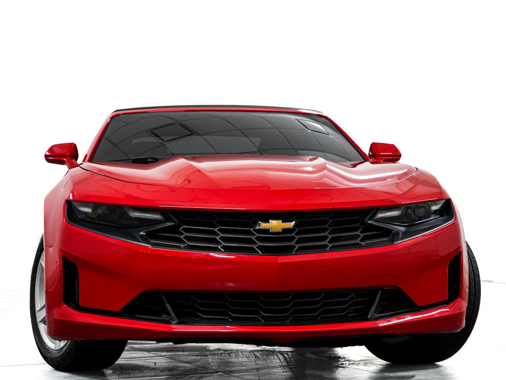 Used 2023 Chevrolet Camaro LT RWD image 3