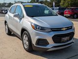 Used 2017 Chevrolet Trax LT w/ Sun & Sound Package image 4