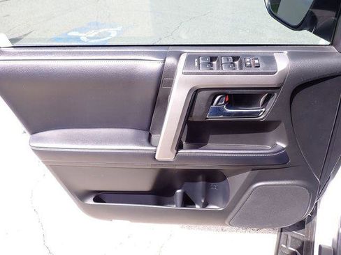 Certified 2018 Toyota 4Runner SR5 Premium image 21