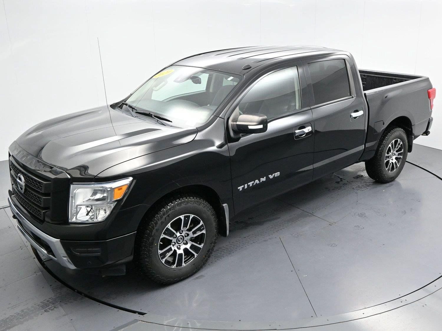 Used 2020 Nissan Titan SV w/ SV Convenience Package AWD/4WD image 40