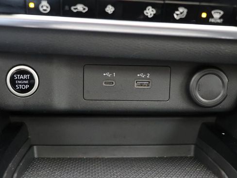 Used 2023 Nissan Rogue SV w/ SV Premium Package image 26