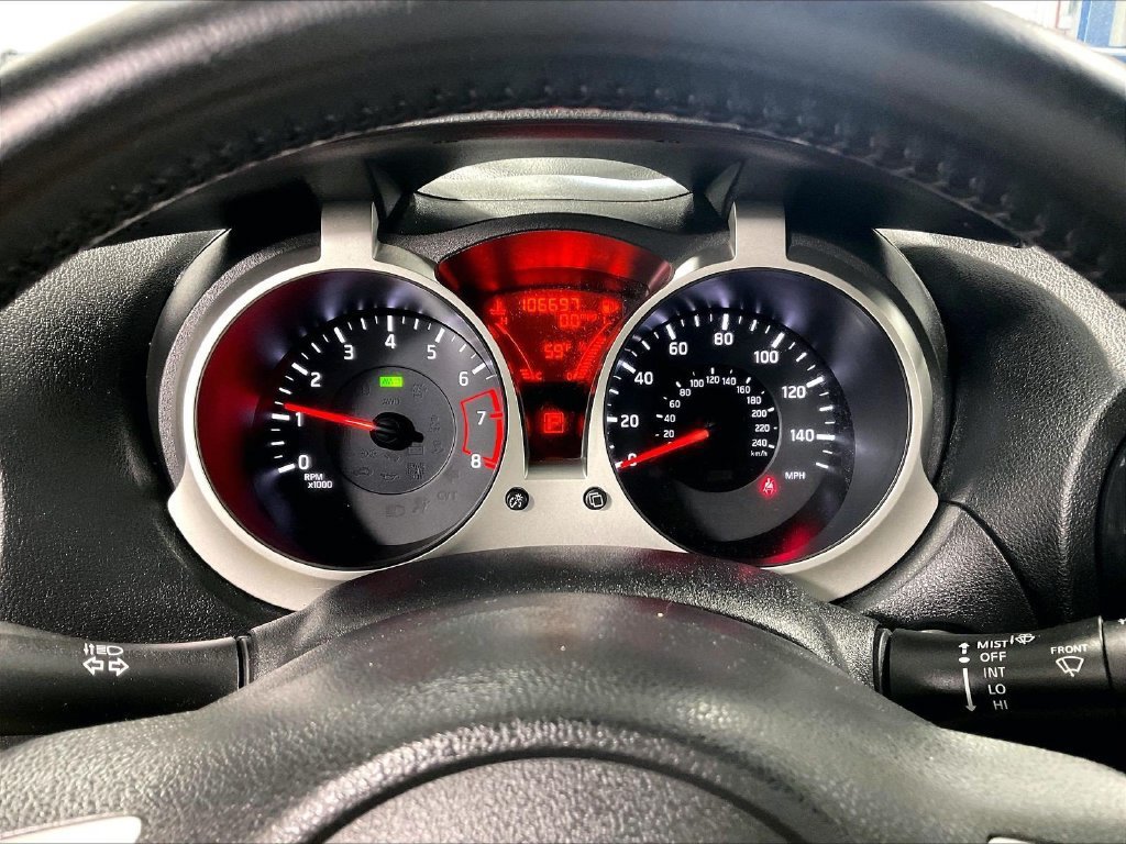 Used 2013 Nissan Juke SV AWD/4WD image 24