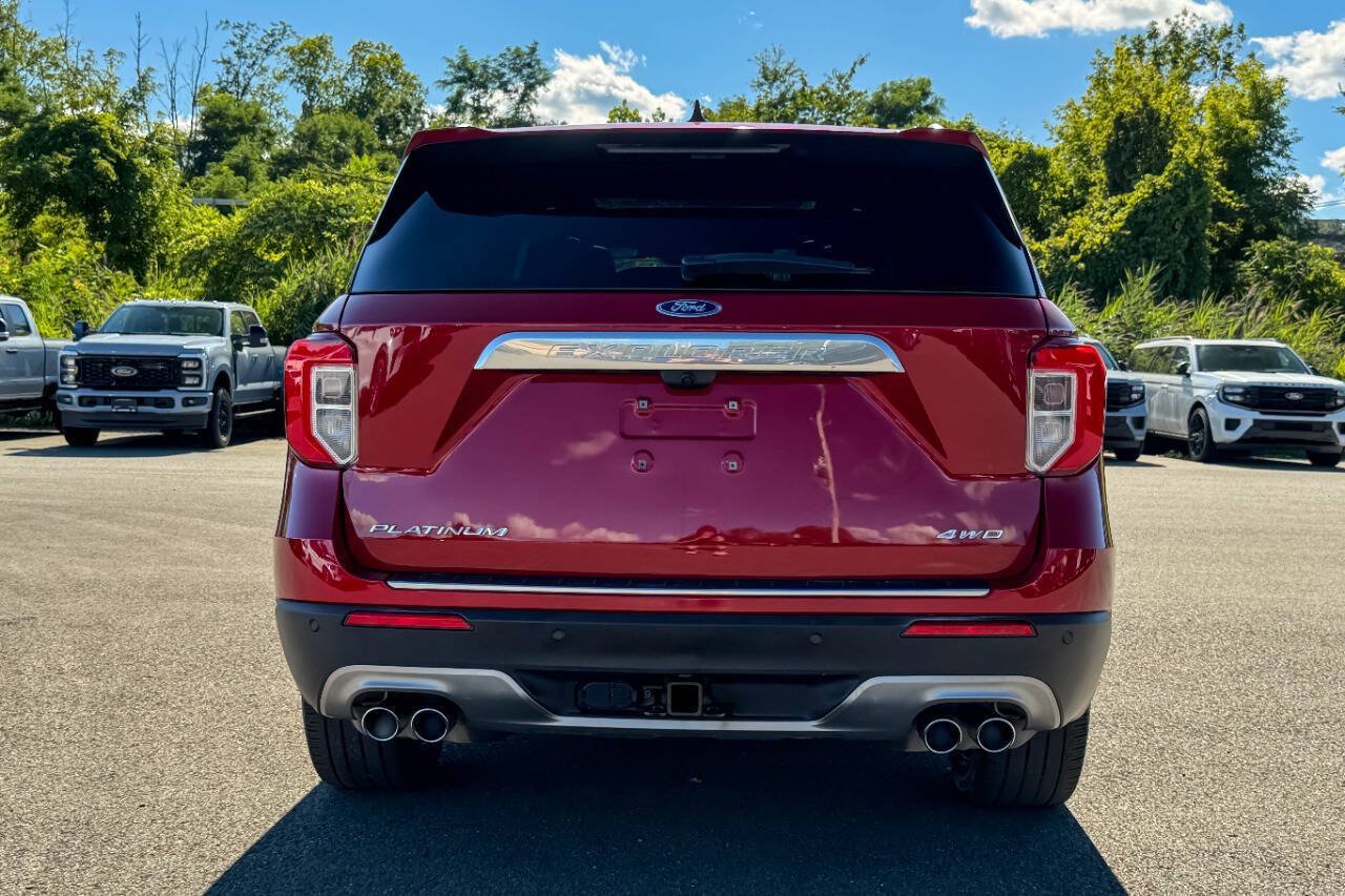 Used 2023 Ford Explorer Platinum w/ Technology Package AWD/4WD image 4