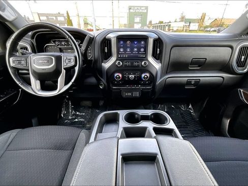 Used 2022 GMC Sierra 1500 SLE AWD/4WD image 17