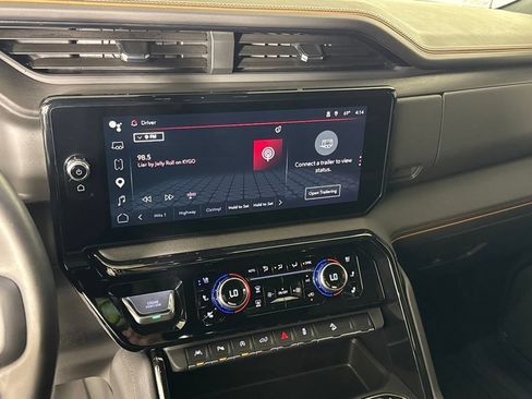 Certified 2025 GMC Sierra 1500 AT4 AWD/4WD image 16
