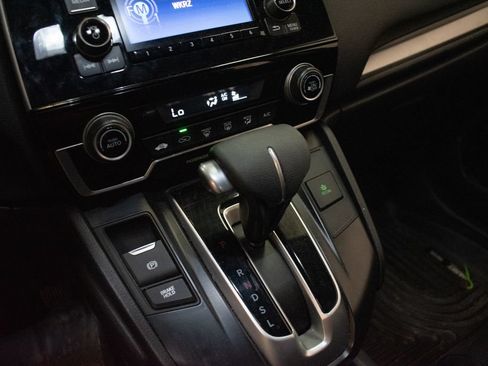 Used 2019 Honda CR-V LX image 17