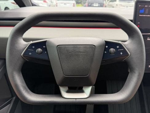 Used 2024 Tesla Cybertruck AWD Crew Cab image 36