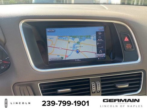 Used 2017 Audi Q5 2.0T Premium Plus w/ Technology Package image 16