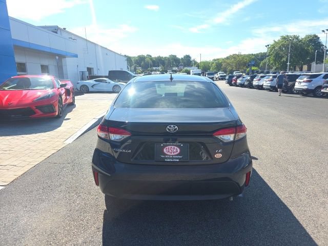 Used 2026 Toyota Corolla LE FWD image 3