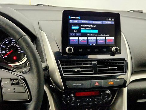 Used 2022 Mitsubishi Eclipse Cross SE image 17