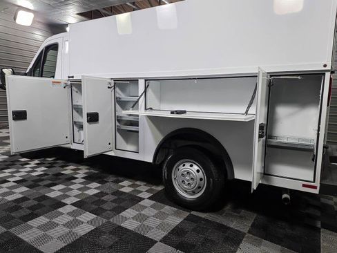 Used 2019 RAM ProMaster 3500 w/ Premium Appearance Group image 10