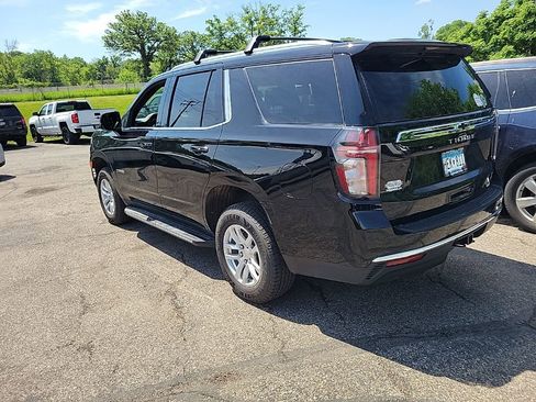 Used 2022 Chevrolet Tahoe LT w/ Luxury Package AWD/4WD image 17