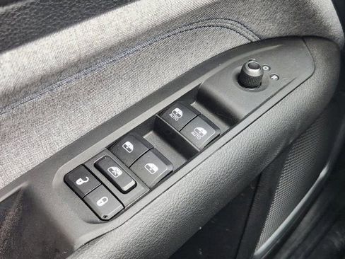 Used 2024 Jeep Compass Latitude AWD/4WD image 22