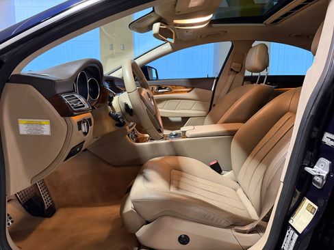 Used 2012 Mercedes-Benz CLS 550 image 11