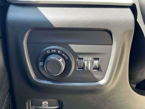 Used 2023 Jeep Grand Cherokee L Laredo w/ Luxury Tech Group I AWD/4WD image 20