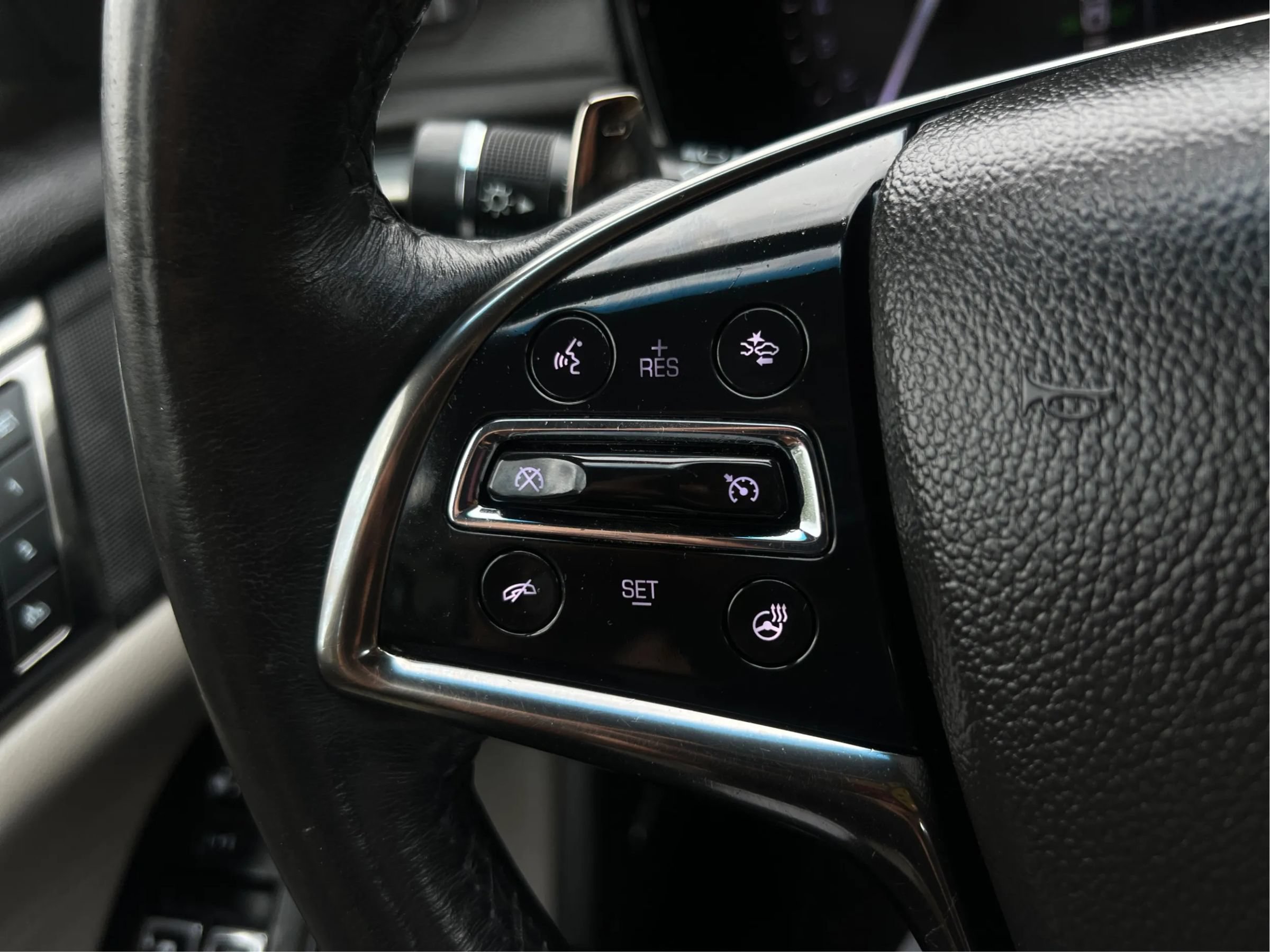 Used 2017 Cadillac CTS Luxury RWD image 29
