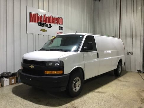 Used 2022 Chevrolet Express 2500 Extended w/ Driver Convenience Package image 1