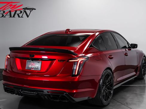 Used 2023 Cadillac CT5 V Blackwing w/ Carbon Fiber Package 2 RWD image 5