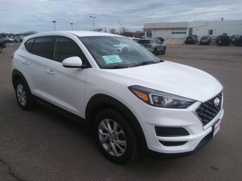 Used 2019 Hyundai Tucson SE image 4