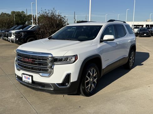 Used 2023 GMC Acadia SLT image 9