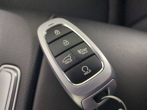 Used 2023 Hyundai Santa Fe SEL FWD image 39