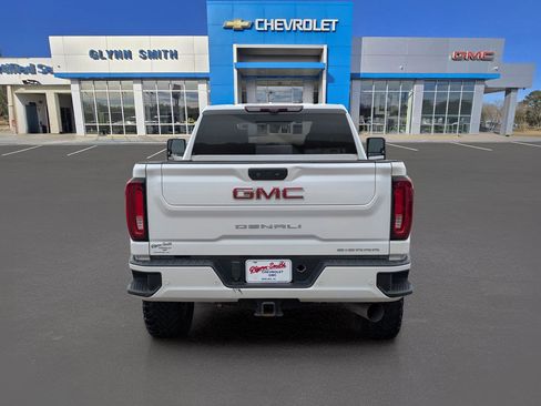 Used 2021 GMC Sierra 2500 Denali w/ Denali Ultimate Package AWD/4WD image 9