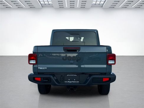 New 2026 Jeep Gladiator Sport image 6