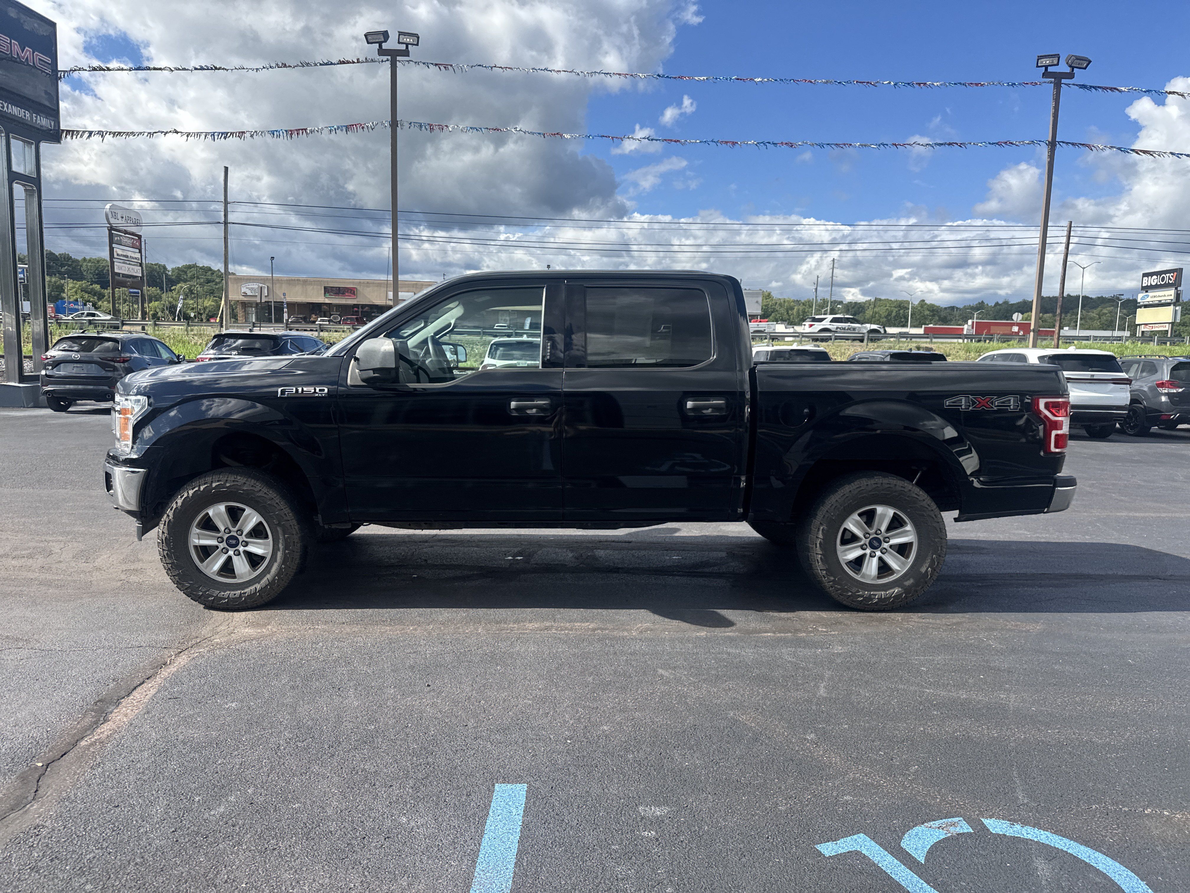 Used 2018 Ford F150 XLT AWD/4WD image 11