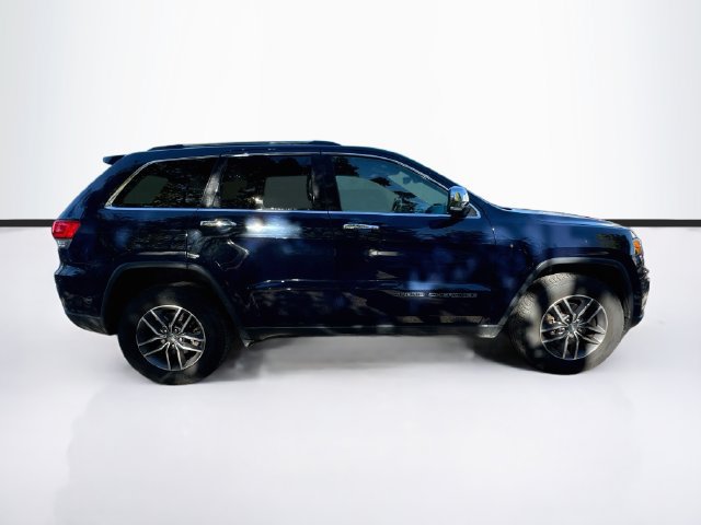 Used 2017 Jeep Grand Cherokee Limited AWD/4WD image 10