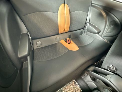 Used 2011 MINI Cooper S image 21