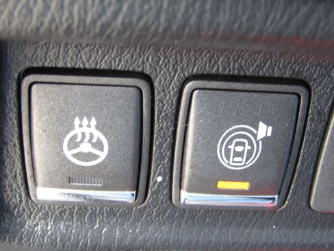 Used 2019 INFINITI QX60 Luxe w/ Essential Package image 41