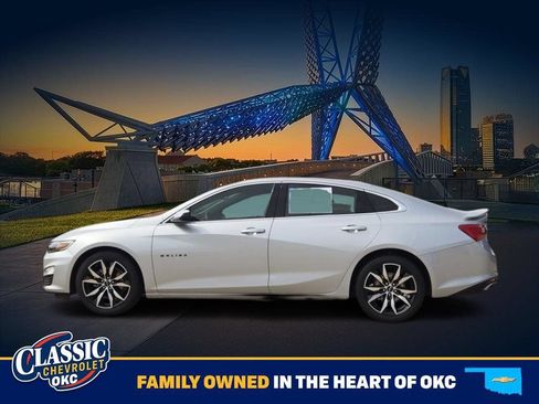 Used 2021 Chevrolet Malibu RS FWD image 4