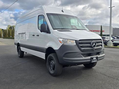 New 2026 Mercedes-Benz Sprinter 2500 image 8